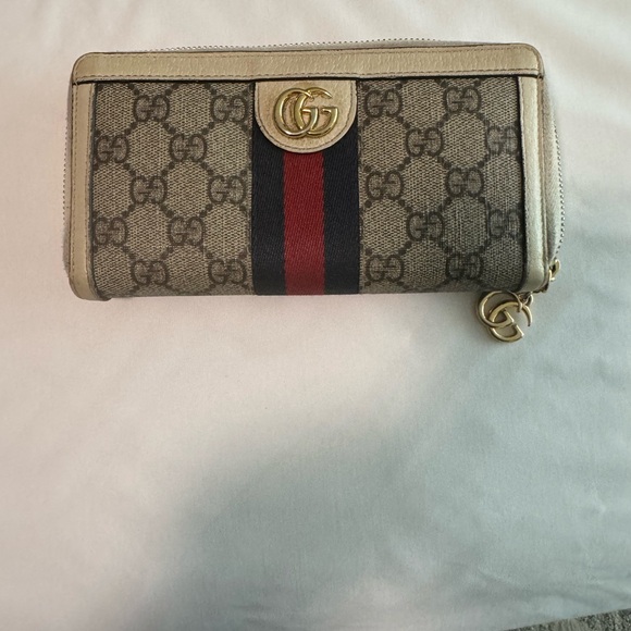 Gucci wallet - Picture 2 of 13